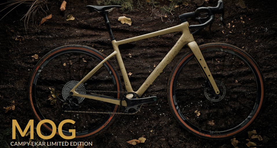 gravel bike sand ENVE Composites MOG Carbon Complete Gravel Bike