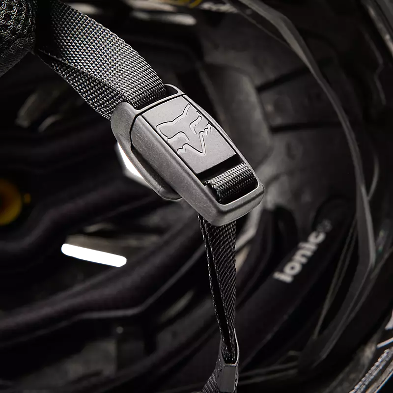 Proframe RS Helmet