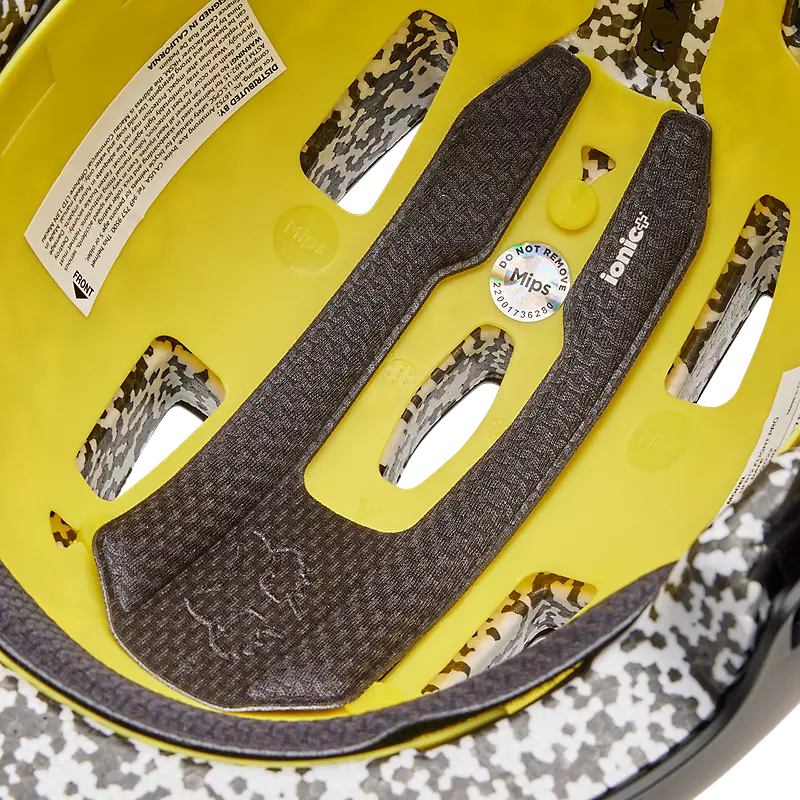 Flight Pro Helmet