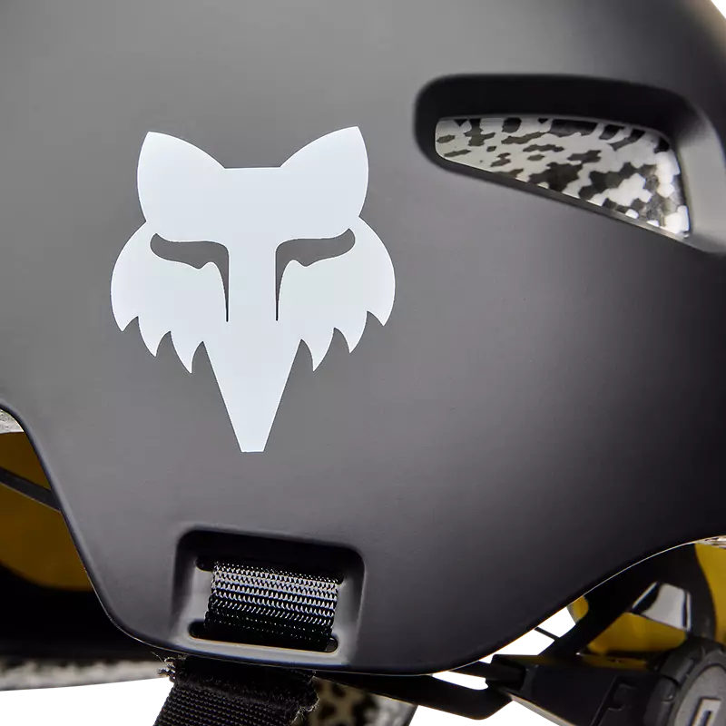 Flight Pro Helmet