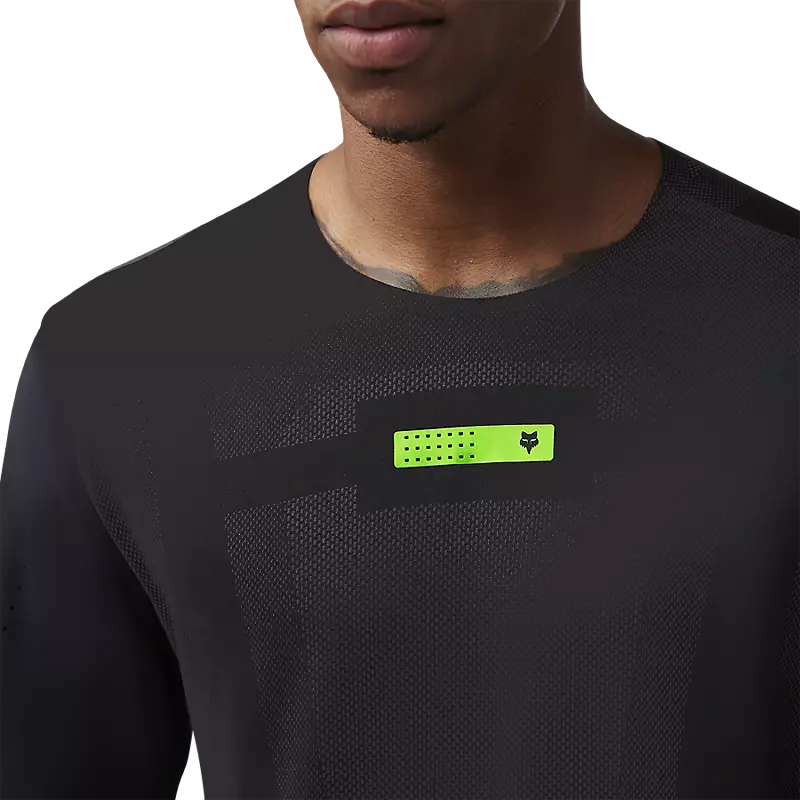 https://www.foxracing.com/product/rawtec-long-sleeve-jersey/32310.html