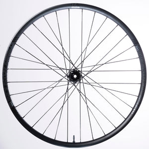 Industry Nine Hydra 2 Grade S Wheel Front 29'' / 622 Holes: 32 15mm TA 110mm Boost Disc IS 6-bolt