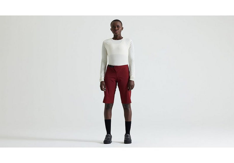 Specialized gravity short garnet red 40