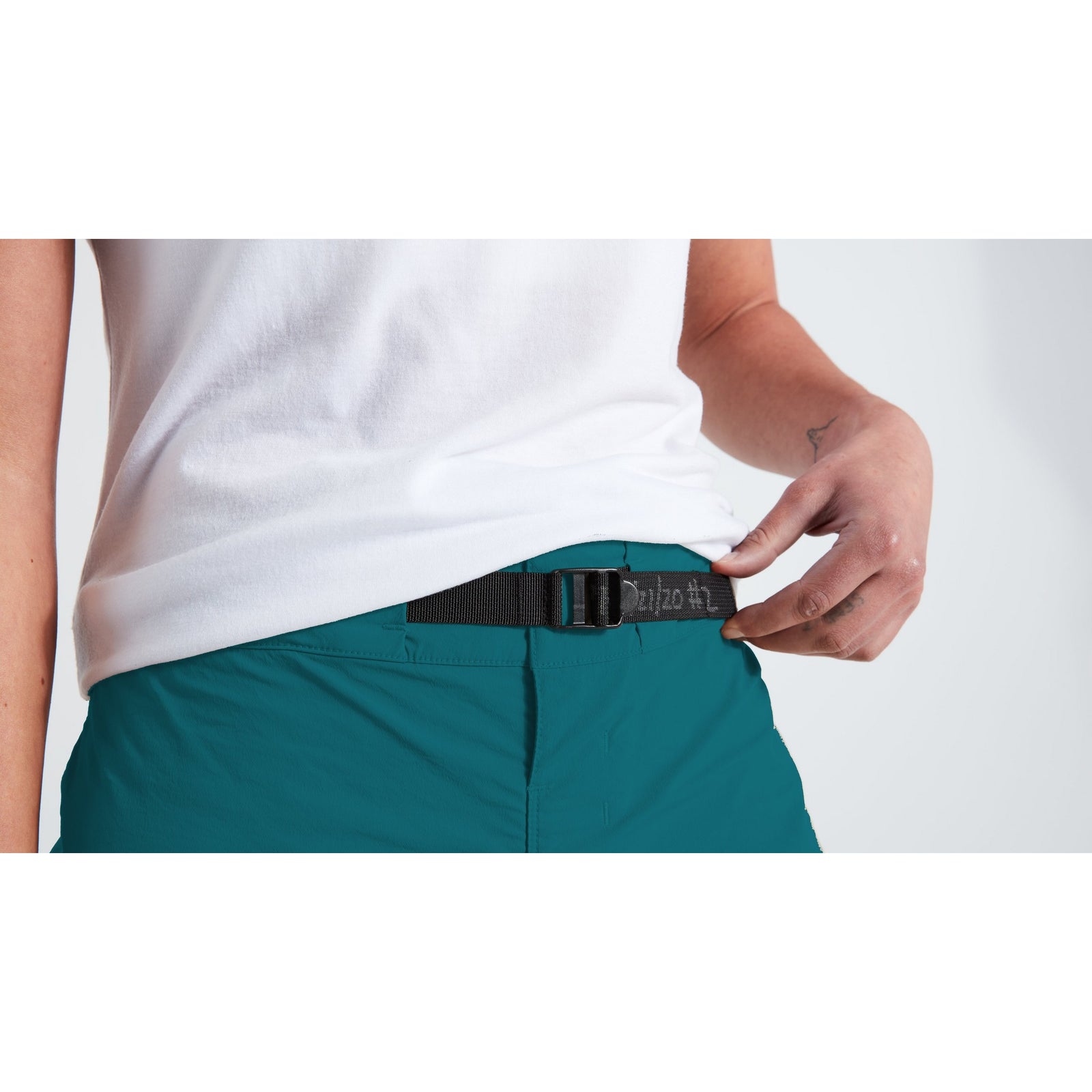 Women's ADV Air Shorts