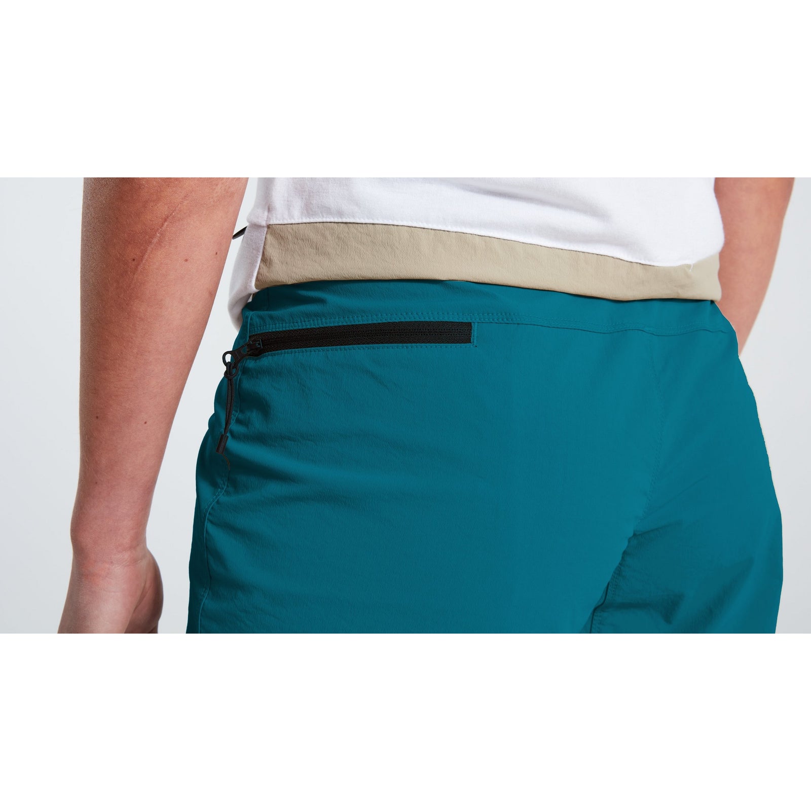 Women's ADV Air Shorts