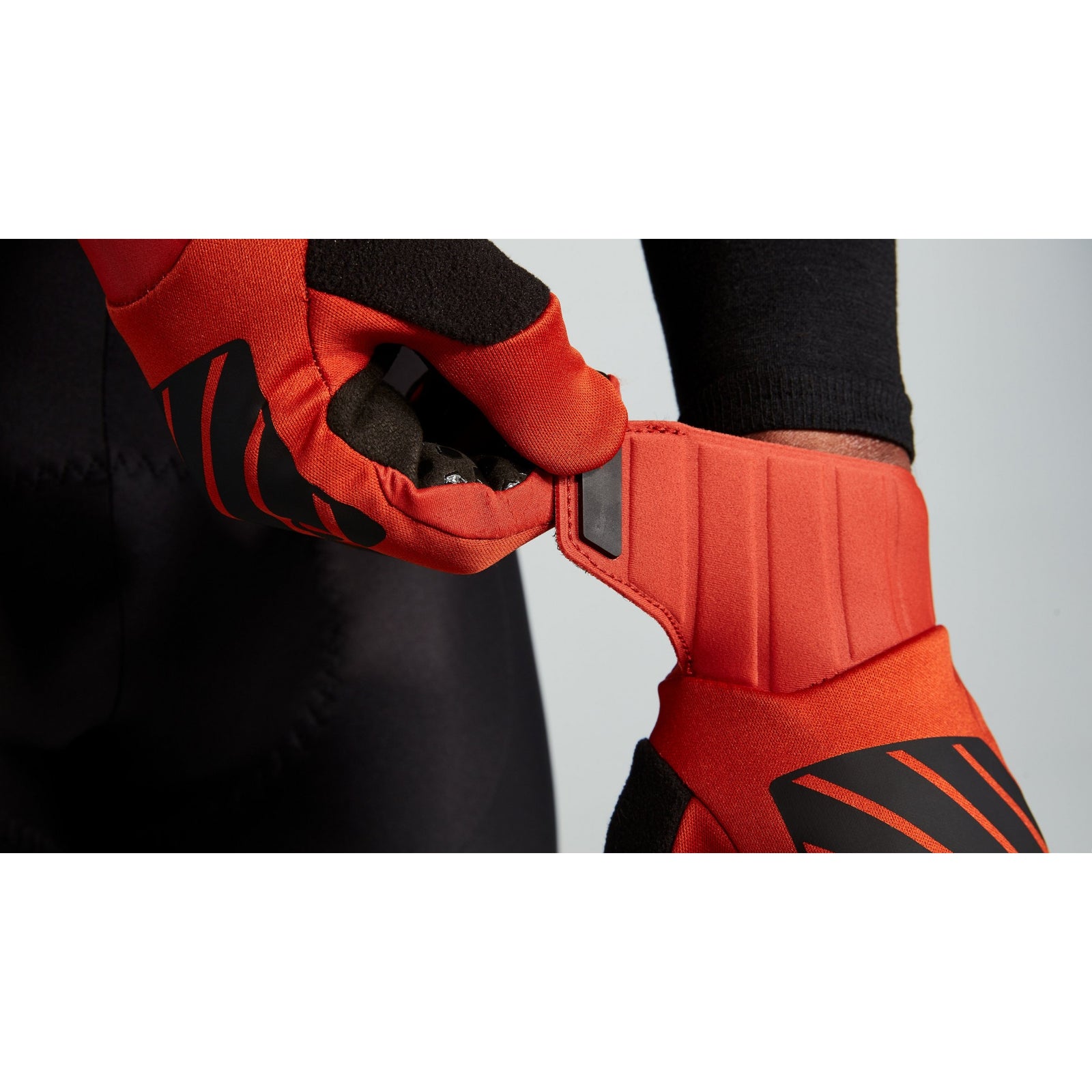 Men’s Softshell Thermal Glove