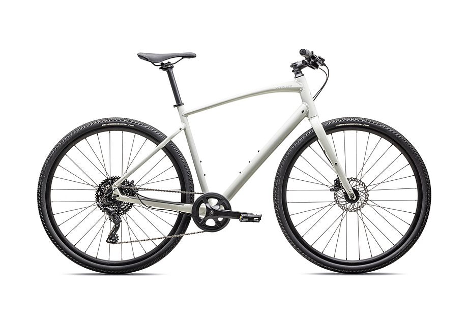 2025 Specialized sirrus x 2.0 km bike gloss dune white / dove grey reflective m