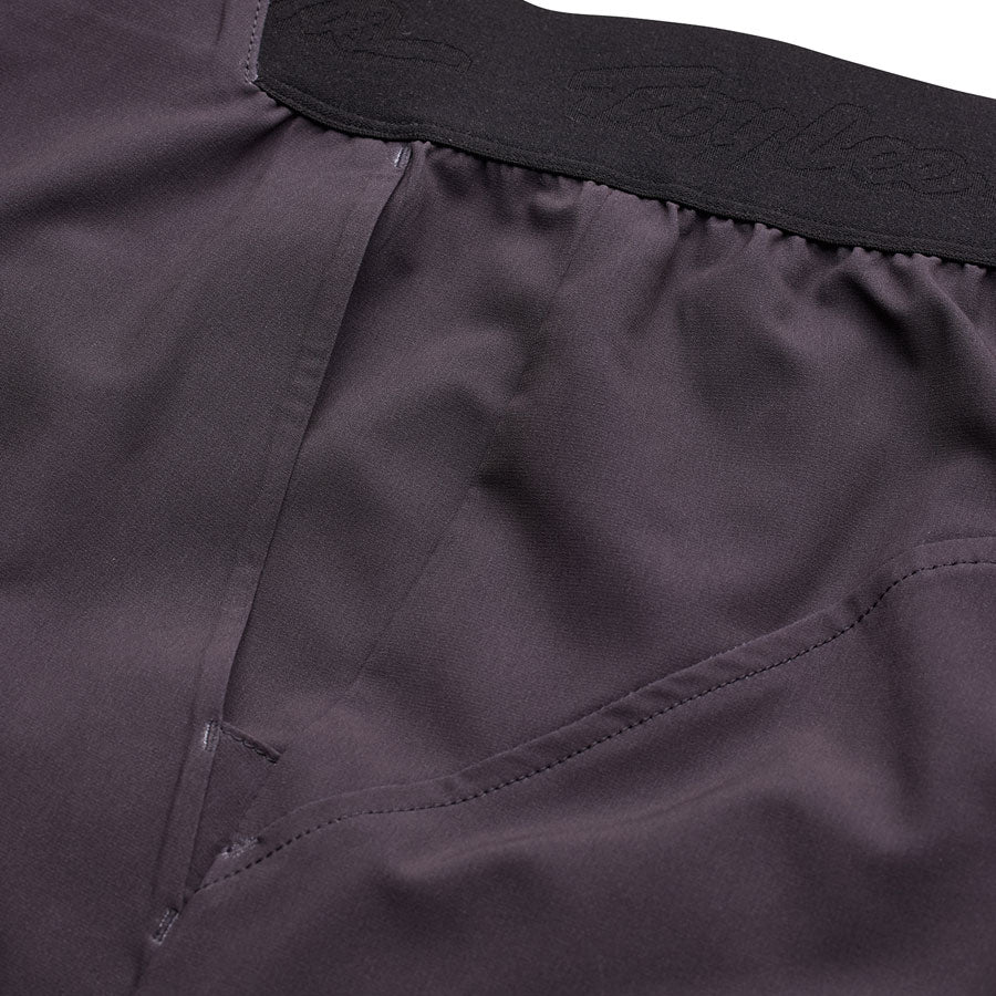 Troy Lee Designs Flowline Superlyte Short – Mono Carbon 38