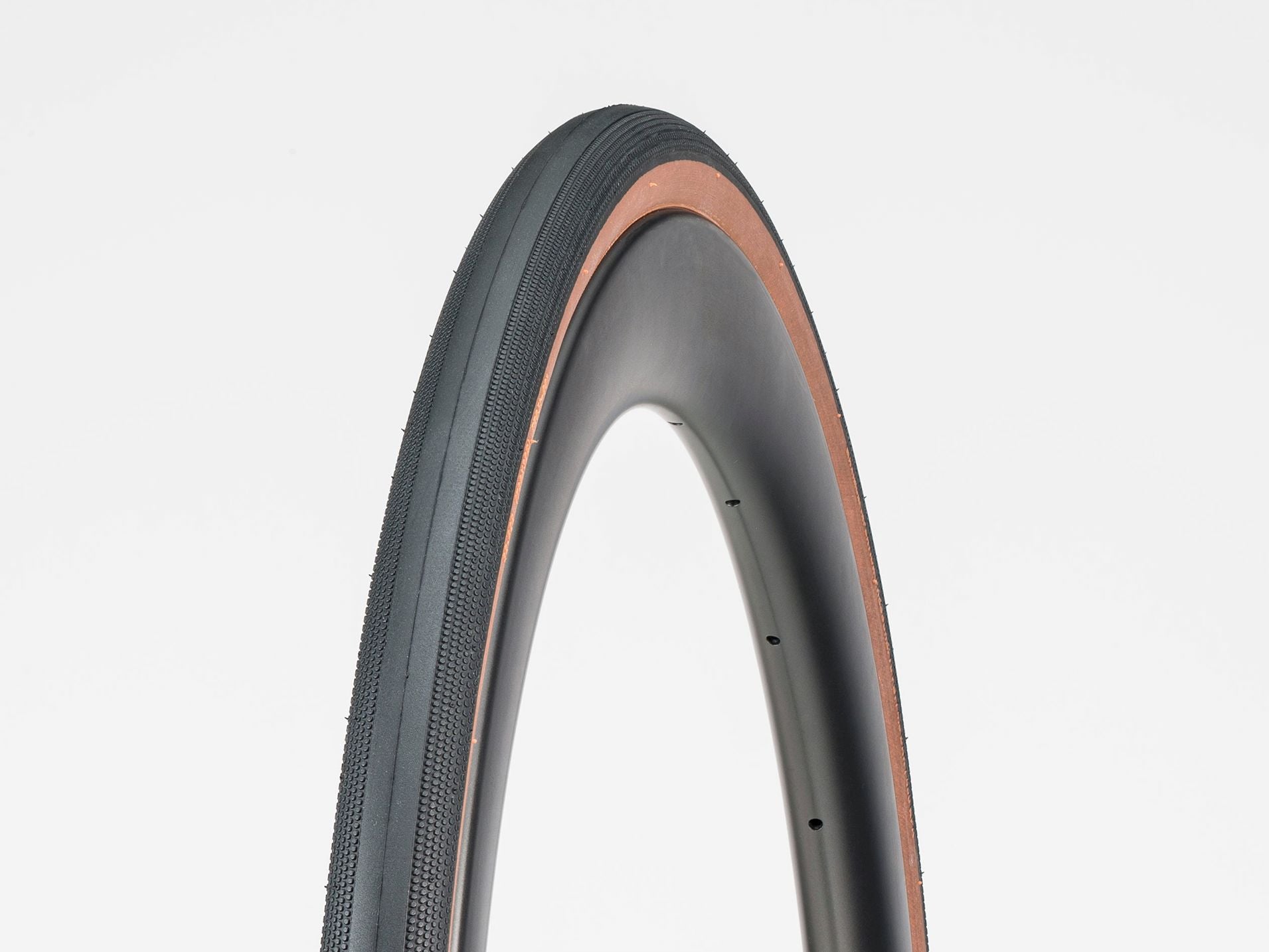 Tire Bontrager R3 Hard-Case Lite 700x28c TLR Skinwall
