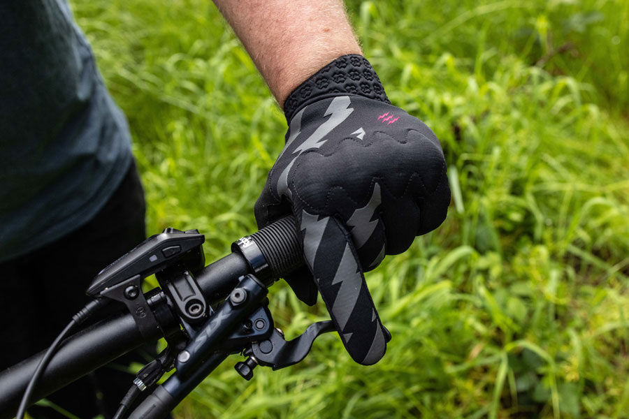 Muc-Off D30 Rider Gloves - Bolt 2XLarge