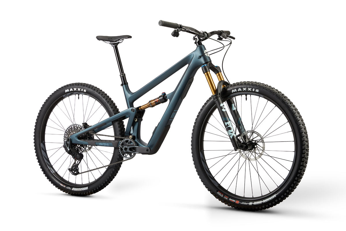 Ibis Ripley V5 Carbon 29" Complete Mountain Bike - Shimano XT