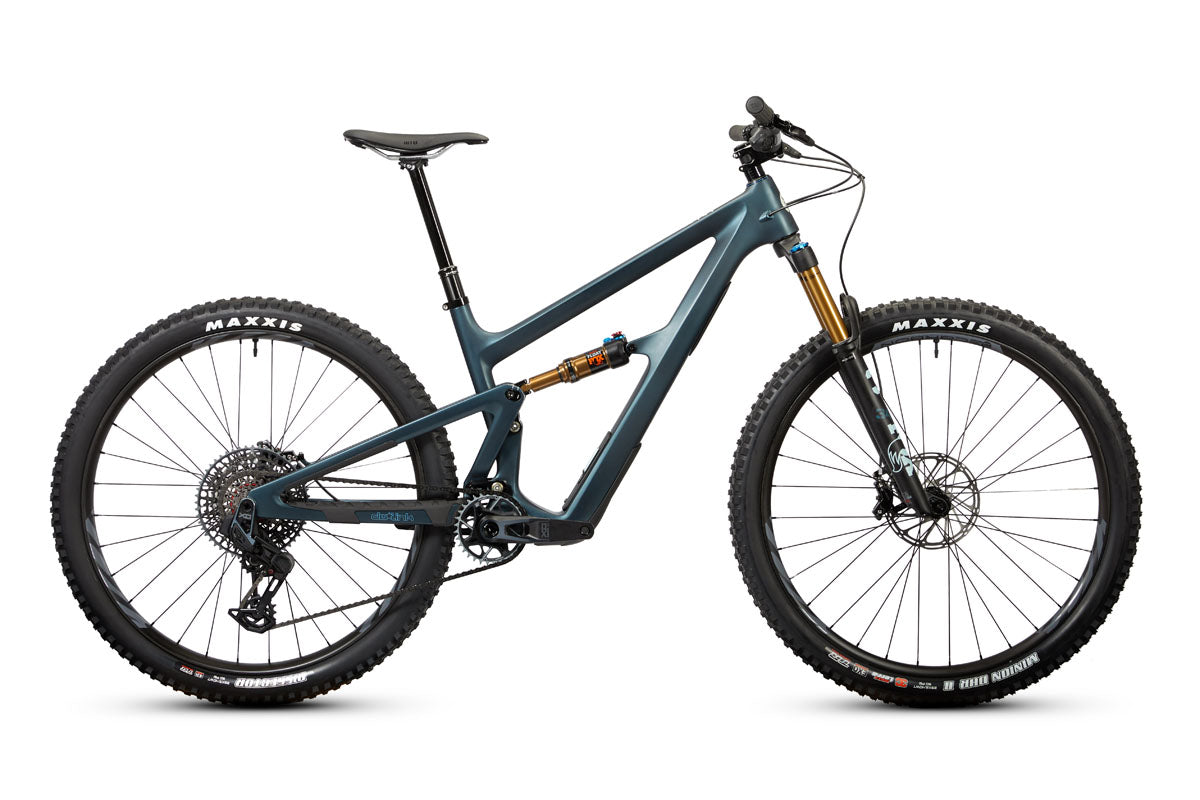 Ibis Ripley V5 Carbon 29" Complete Mountain Bike - Shimano XT
