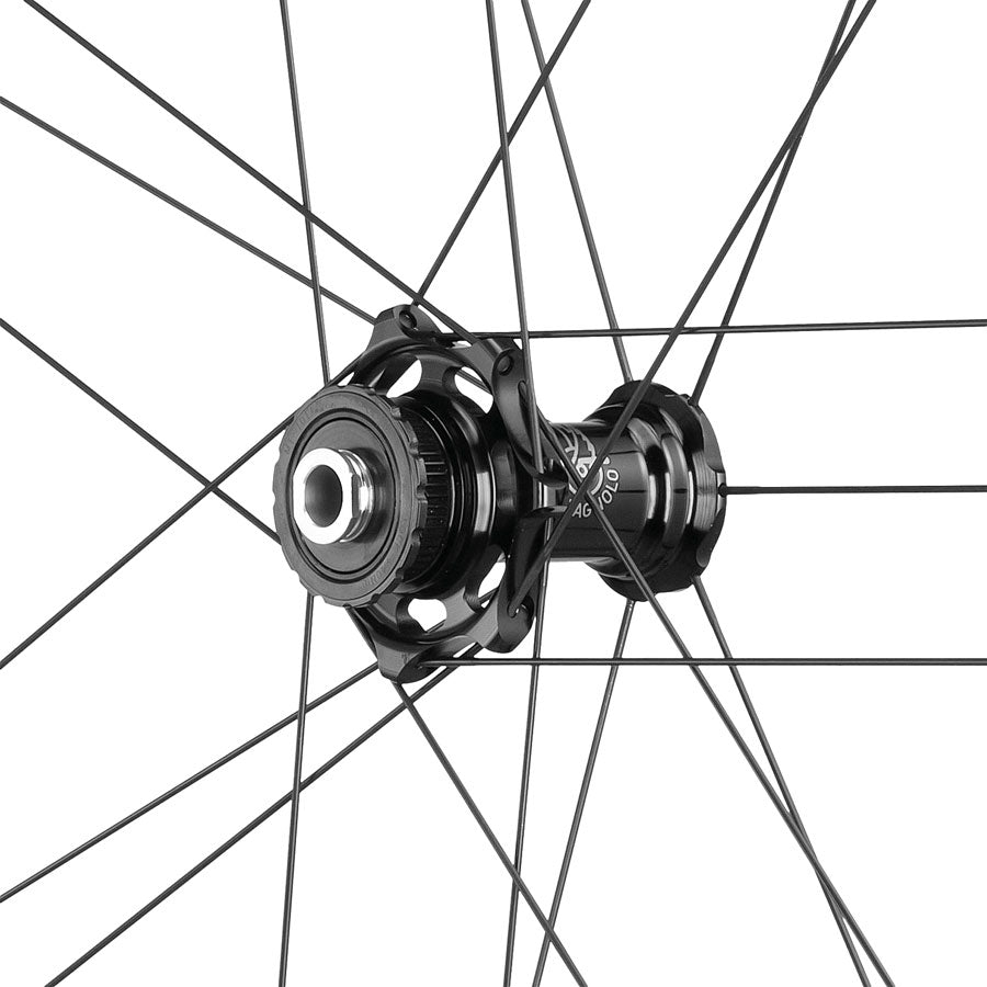 Campagnolo Shamal Dual Profile Front Wheel - 700c 12 x 100mm Center-Lock 2-Way Fit Carbon