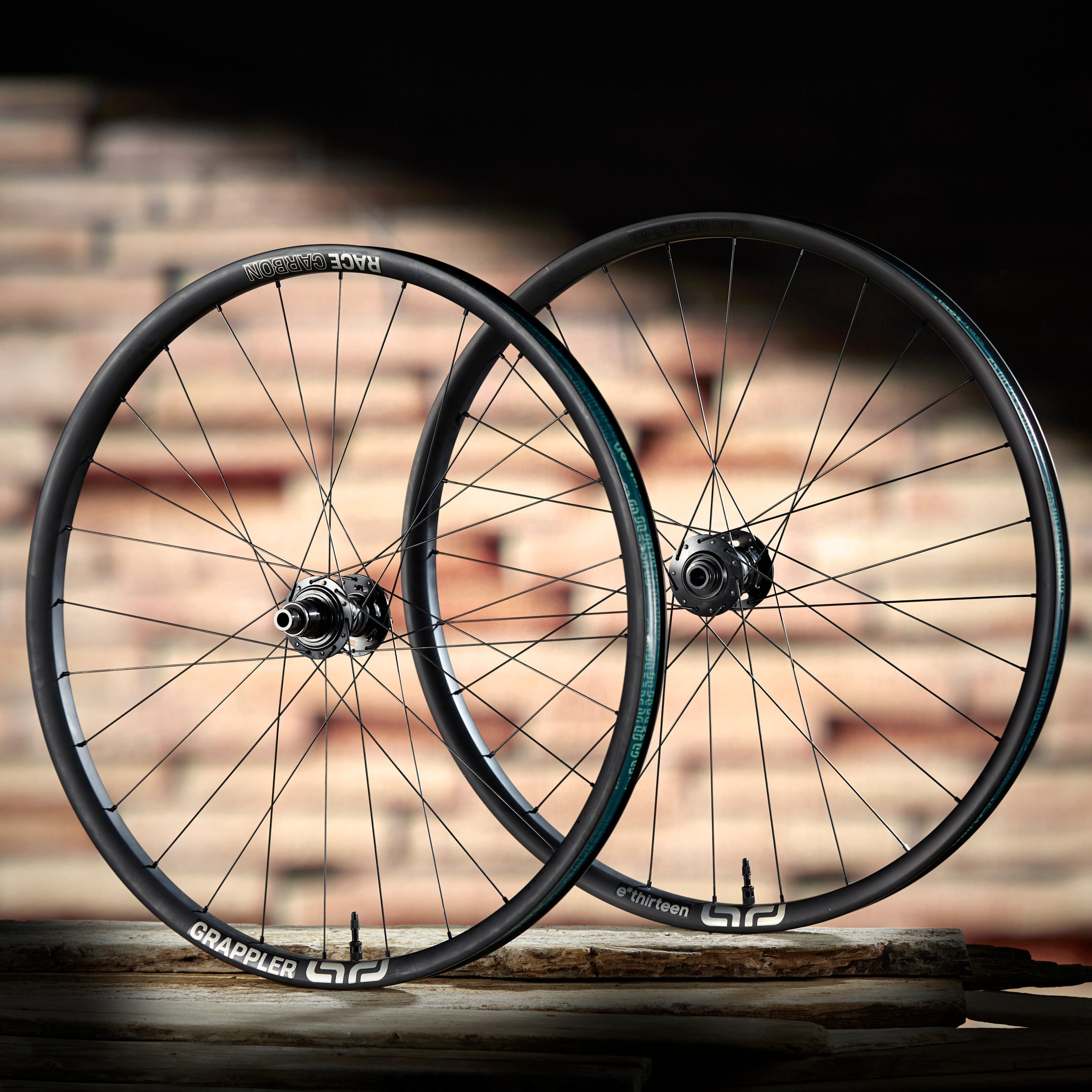 Grappler Race Carbon Enduro Wheels