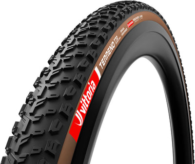 Vittoria Terreno T70 Coarse Loose Tire - 700 x 55 Tubeless Folding BLK/Brown Gravel Endurance Graphene G2.0 E-Bike