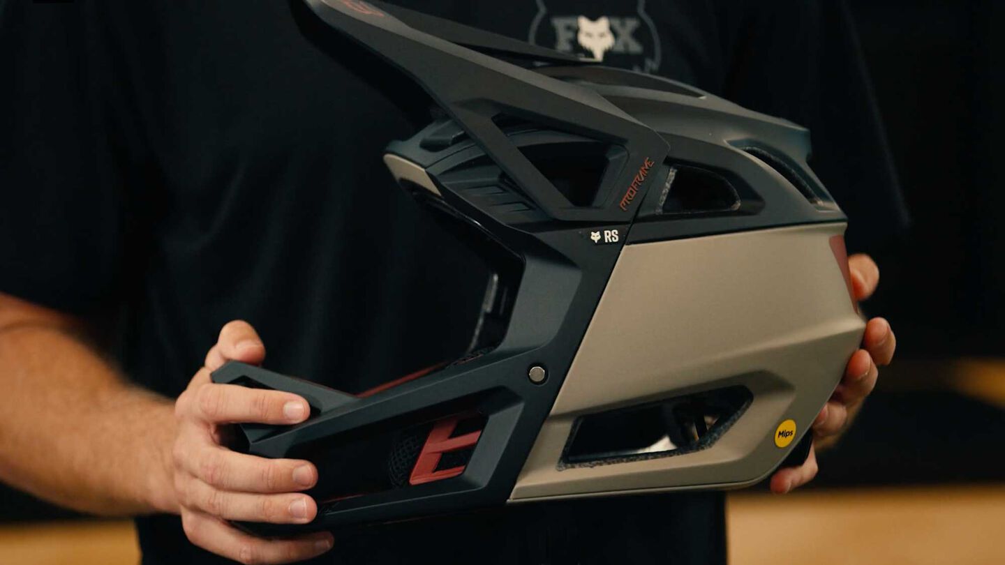 Proframe RS Taunt Helmet