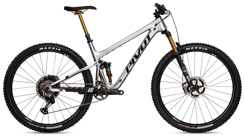Pivot Trail 429 Complete Carbon 29" Mountain Bike - Team XTR w/ Carbon Wheels, Medium, Silver